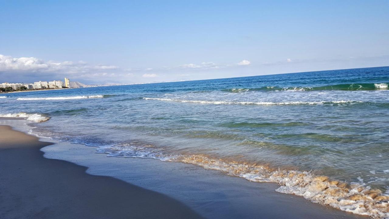 Apartamento A 50 Metros De La Playa Muchavista El Campello Exterior foto